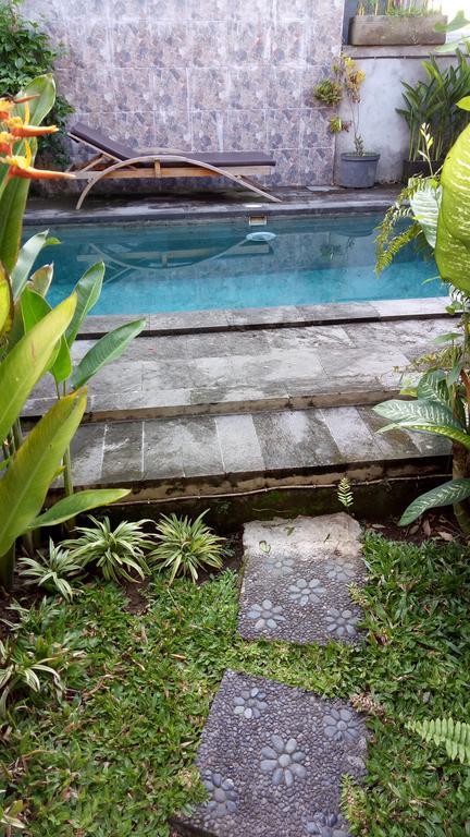 Pondok Loris Guest House Ubud Exteriör bild